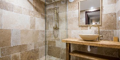 La Porcherie, OFFICE DE TOURISME DE PARELOUP LEVEZOU