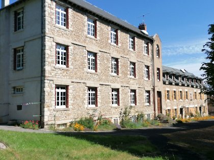 Le refuge de Lenne, Office de Tourisme des Causses à l'Aubrac