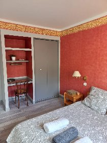 L'Escampette, Escampette