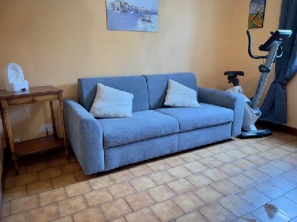 Meublé de Mme Tizio, Meublé de M. Tizio