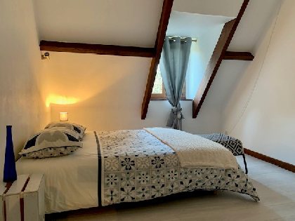 Meublé de Mme Tizio, Meublé de M. Tizio