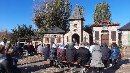 Visite des coulisses du Spectacle Hier Un Village, Hier Un Village
