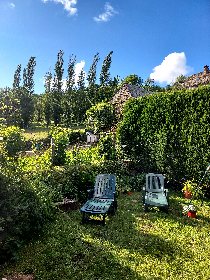 Les volets rouges , Office de Tourisme des Causses à l'Aubrac